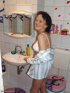 bath pics